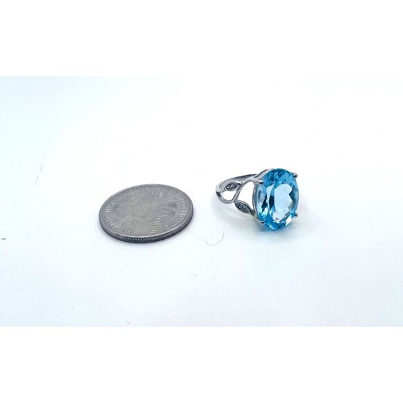 Genuine blue topaz ring,  .925 sterling silver, size 7 - Picture 7 of 7